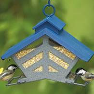 Heritage Farms Chalet Feeder