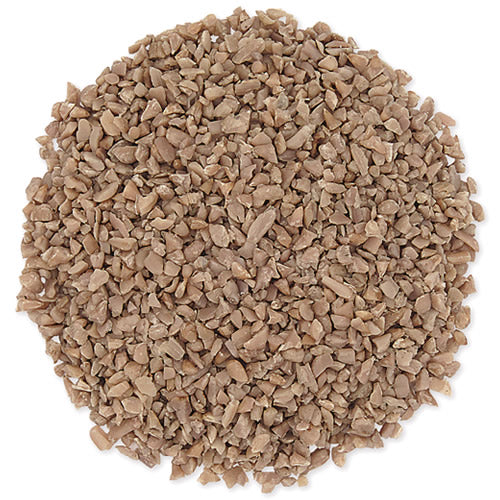 Duncraft Sunflower Fine Chips Wild Bird Seed, 5-lb bag, showing a pile of fine sunflower seed chips ideal for finches and easy no-waste feeding.