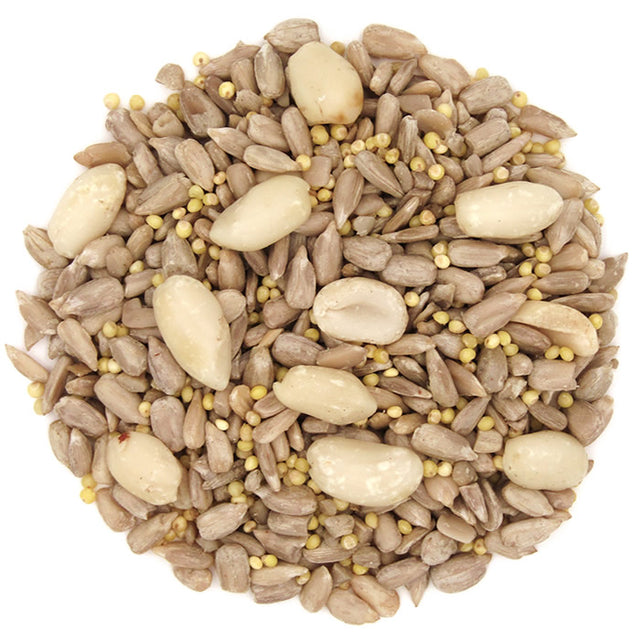 Duncraft Shell Free Blend Wild Bird Seed, available in 5 or 20-lb bags, featuring a no-waste mix of split peanuts, sunflower chips, and hulled millet.