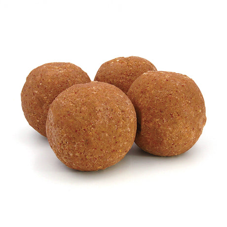 Hot Pepper Delight Dough Balls, 4 pack, showcasing a close-up of compact, round suet balls designed to attract birds while deterring squirrels.